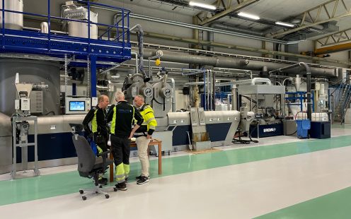 Pipelife R&D and Pipelife Sweden Ölsremma plant teams at the official opening of the new recycling facility for PE/PP waste.