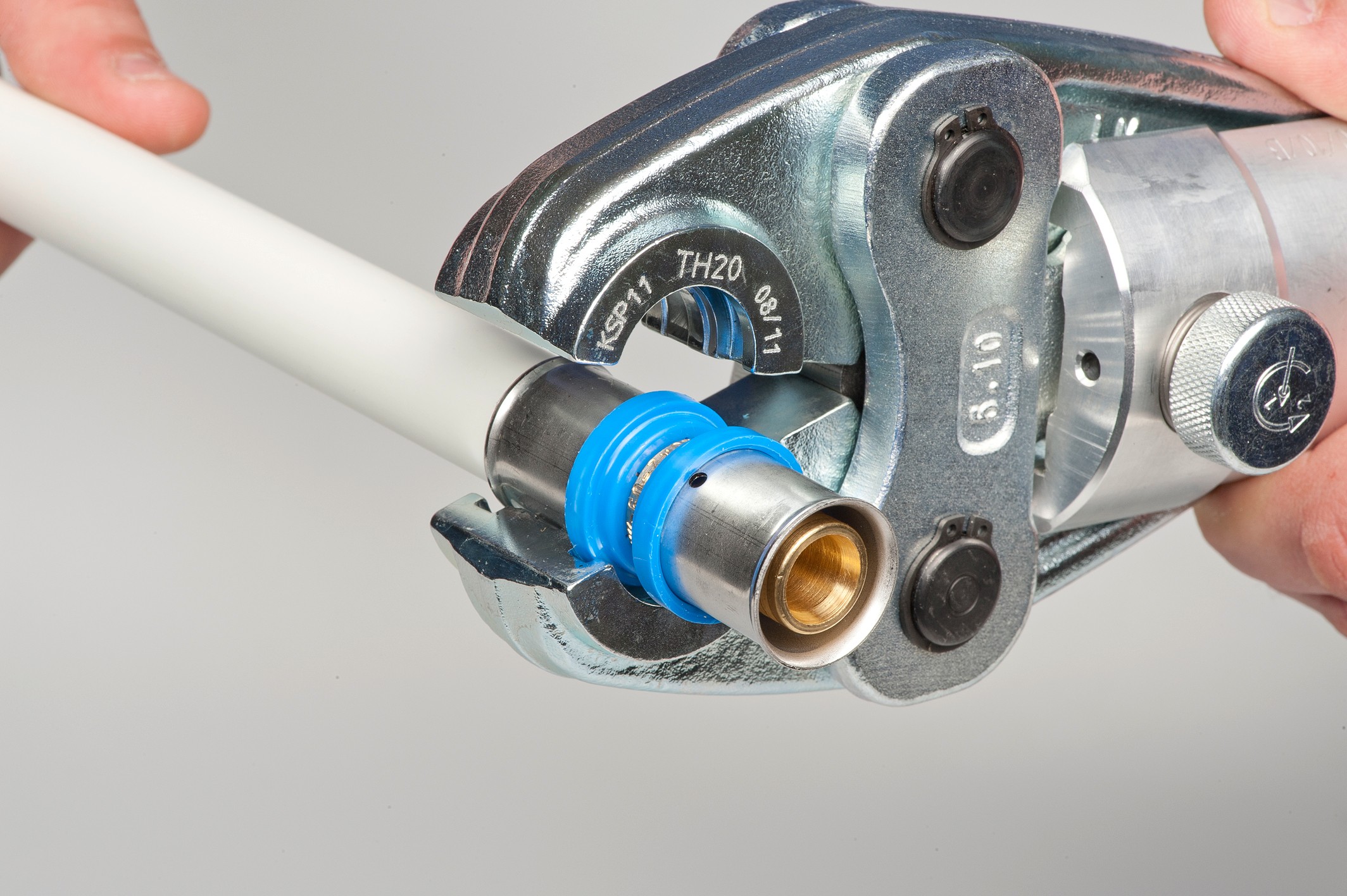 【MARTE】Multiway Piping Layered Top High Cavity Hot Runner Systems | Mastip
