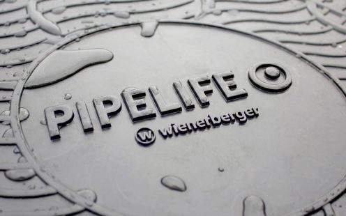 Black road cover for drainage mahole