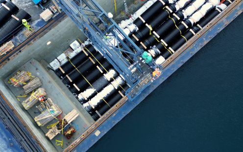 Transporting drainage pipes to Iceland from Norway