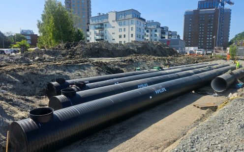 Five 18-meter-long sections of an underground stormwater reservoir are being welded together in Saterigatan, Gothenburg.