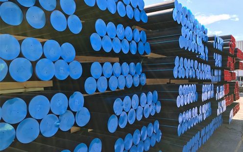 Solid-wall plastic pipes for pressure applications for water and gas supply have a service life of more than 100 years and are 100% recyclable.
