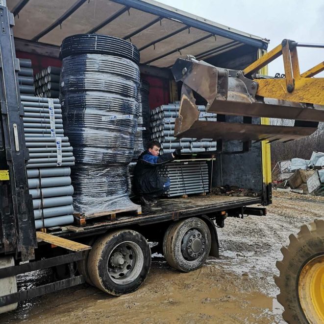 Delivering potable water pipes to earthquake affected areas in Croatia